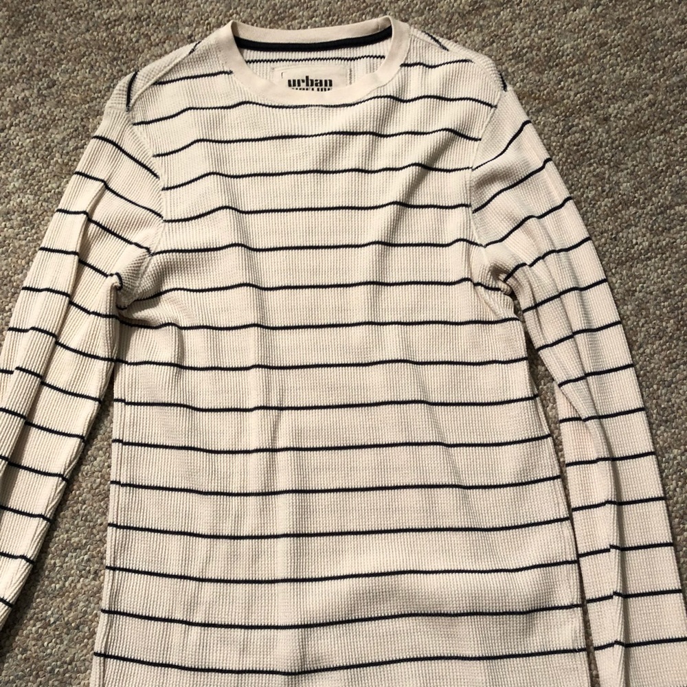 Men’s White and Blue Striped Sweatshirt